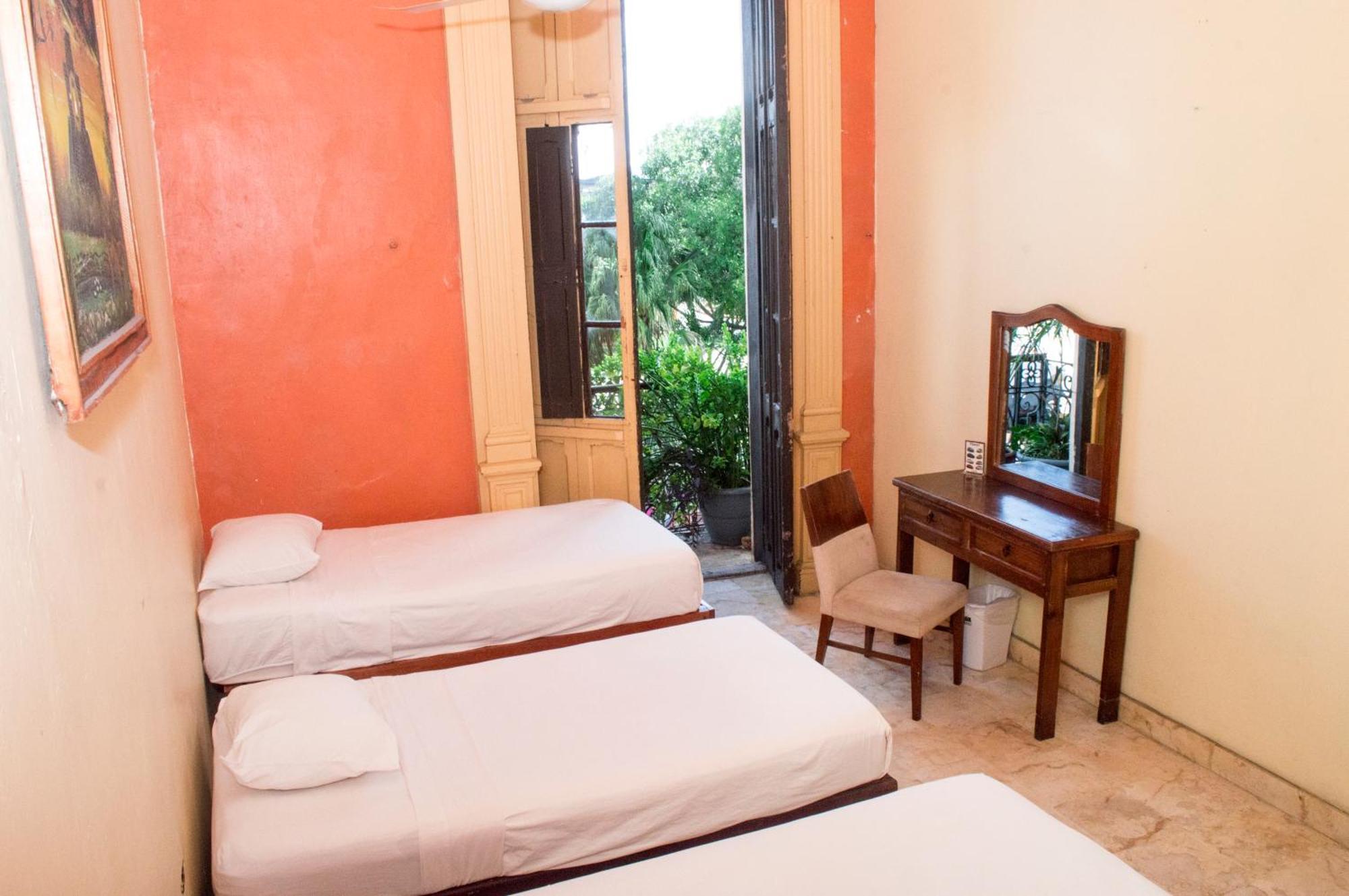 Hostal Zocalo Ξενοδοχείο Mérida Εξωτερικό φωτογραφία