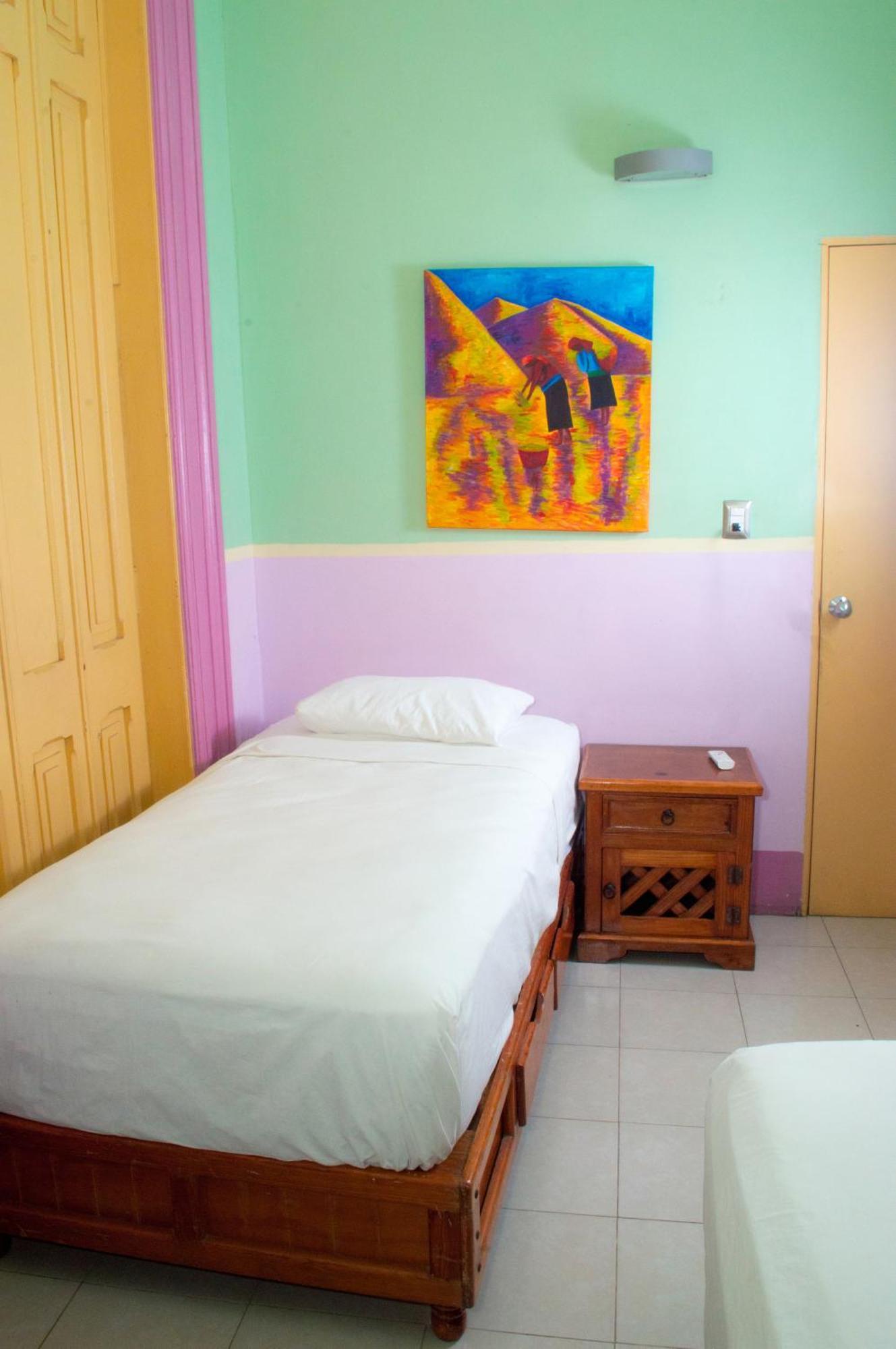 Hostal Zocalo Ξενοδοχείο Mérida Εξωτερικό φωτογραφία
